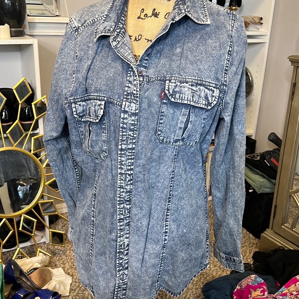 Stone washed denim long sleeved shirt